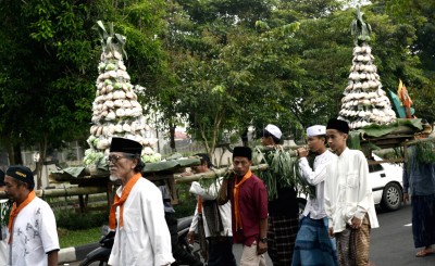 Tradisi Megengan Unik di Kampung Gribig, Malang