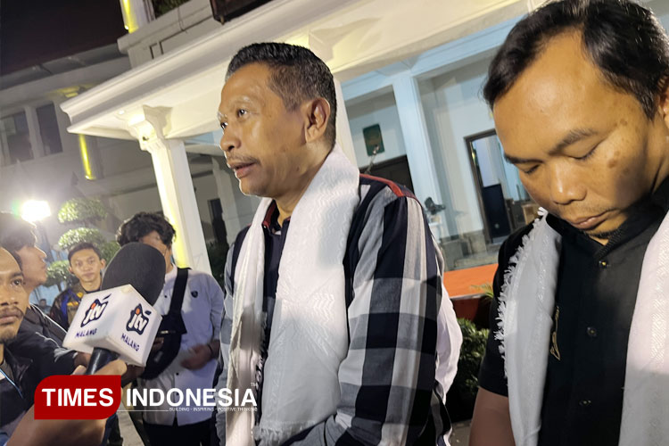 Wali Kota Malang, Wahyu Hidayat saat ditemui awak media. (FOTO: Rizky Kurniawan Pratama/TIMES Indonesia)