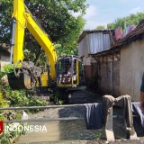 Dinas PUPR Jombang Normalisasi Sungai untuk Antisipasi Banjir