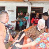 Kodim Bekasi dan BPBD Evakuasi Warga Korban Banjir