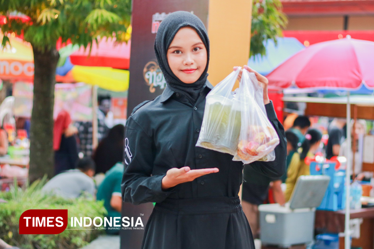 UMKM Lokal bersama Disparpora Ngawi Ramaikan Harmoni Kuliner dan Seni di Senja Ramadan