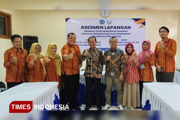 Asesor bersama dosen Program Studi Pendidikan Ekonomi UNIPMA Madiun. (Foto: Humas UNIPMA for TIMES Indonesia) 