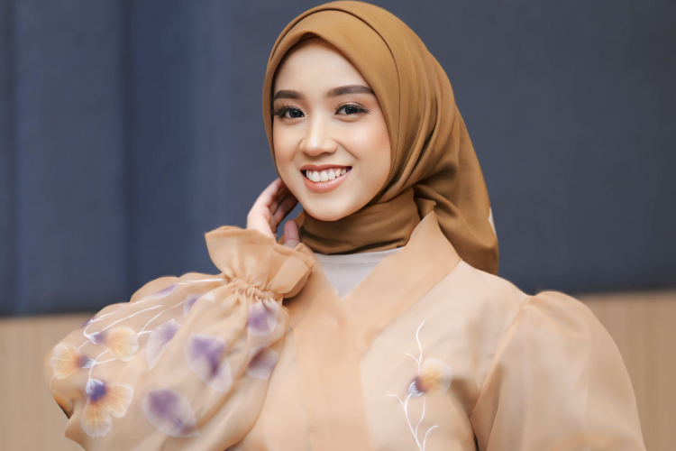Foto: Puteri Indonesia Jabar Persahabatan 2025, Defa Azzahra. (FOTO: Zahra for TIMES Indonesia)