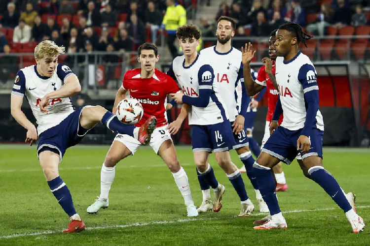 Liga Europa, Tottenham Tersungkur di Markas AZ Alkmaar