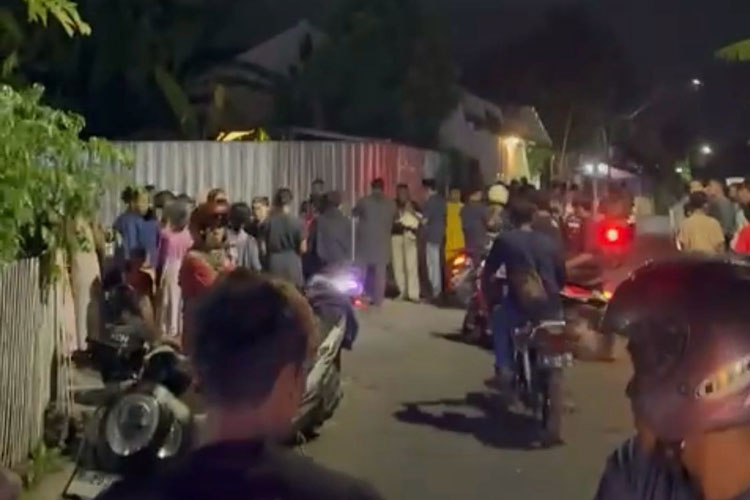 Suasana di sekitar lokasi pembacokan depan TPU Lingkungan Cungking. (Dok. TIMES Indonesia)