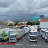 Mulai 24 Maret 2025, Kendaraan Logistik Dilarang Menyeberang di Pelabuhan Ketapang