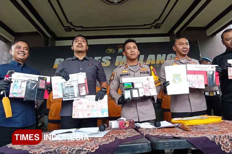 Mengaku Wartawan dan LSM, Lima Pemeras Pengusaha Kafe di Malang Ditangkap Polisi