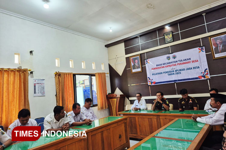 Kejari Pacitan Ajak Pemerintah Desa Aktif Gunakan Aplikasi Jaga Desa 2025