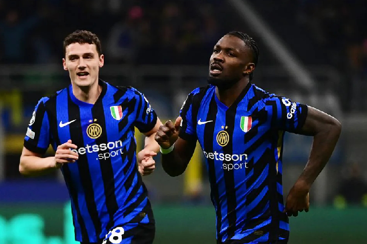 Inter Milan melaju ke perempat final Liga Champions setelah mengalahkan Feyenoord 2-1 pada laga leg kedua di San Siro, Rabu (12/3/2025) dini hari WIB (FOTO: UEFA)