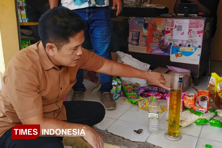 Satgas Pangan Polres Pacitan Pastikan MinyaKita Sesuai Takaran