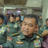 KSAD: Seskab Teddy Indra Wijaya Tak Perlu Mundur dari TNI