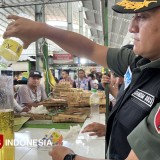 Polisi Temukan MinyaKita Tak Sesuai Takaran Saat Sidak di Malang