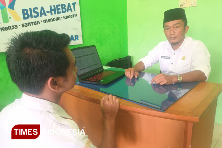 Pemaparan Hasil Rapor Pendidikan 2024 oleh Kepala SMKN Bandar Pacitan, Edy Raharjo, MM.Pd. (FOTO: Nurul Hidayat for TIMES Indonesia)