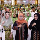 Gubernur Khofifah dan Gubernur Sherly Apresiasi Program Sedekah 5 Ribu Telur Muslimat NU Malut