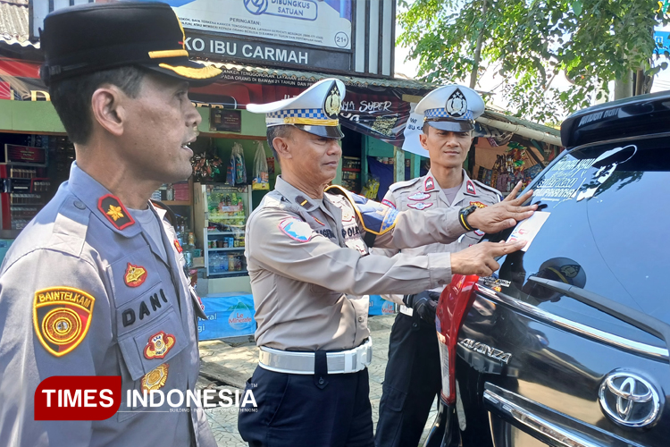 Mudik Aman Keluarga Nyaman, Polres Banjar Sosialisasikan Layanan Call Center 110