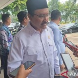 Gus Ipul Akui Penyaluran Bansos Belum Tepat Sasaran, DTSEN Jadi Solusi