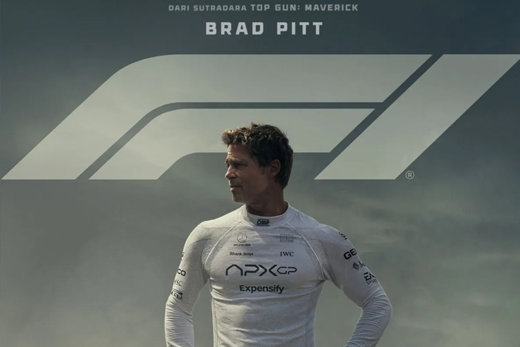 Brad Pitt dalam film F1, segera tayang di bioskop kesayangan Anda. FOTO: HO-F1 Movie