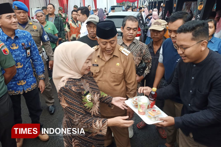 Pasar Murah Jelang Lebaran di Stadion Kanjuruhan, Stok Produk Pangan Habis Terbeli