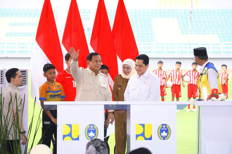 Presiden RI Prabowo Subianto meresmikan serentak 17 stadion dari Stadion Gelora Delta Sidoarjo (FOTO: Diskominfo Jatim)