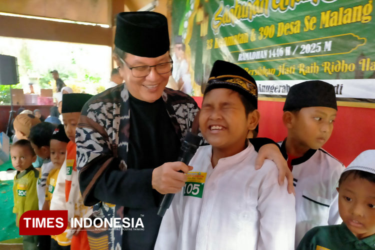 Hari ke 6 Pekan Islami XVIII PT ACA  Iwan Kurniawan Beri Banyak Hadiah Anak Yatim