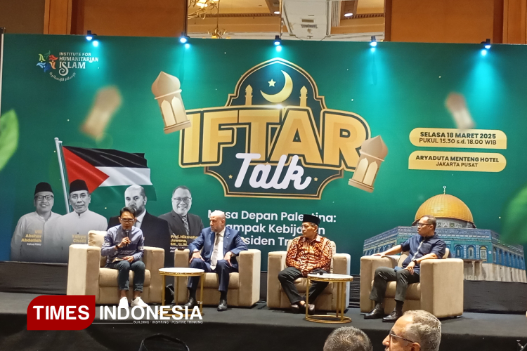 Iftar Talk yang dihadiri Penasihat Presiden Palestina Mahmoud Al-Habbash (kedua dari kiri) dalam kegiatan Iftar Talk. (FOTO: Fahmi/TIMES Indonesia)