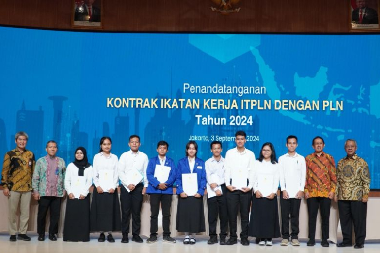 Buruan Daftar! Kesempatan Emas Bergabung dengan PLN di Program Ikatan Kerja