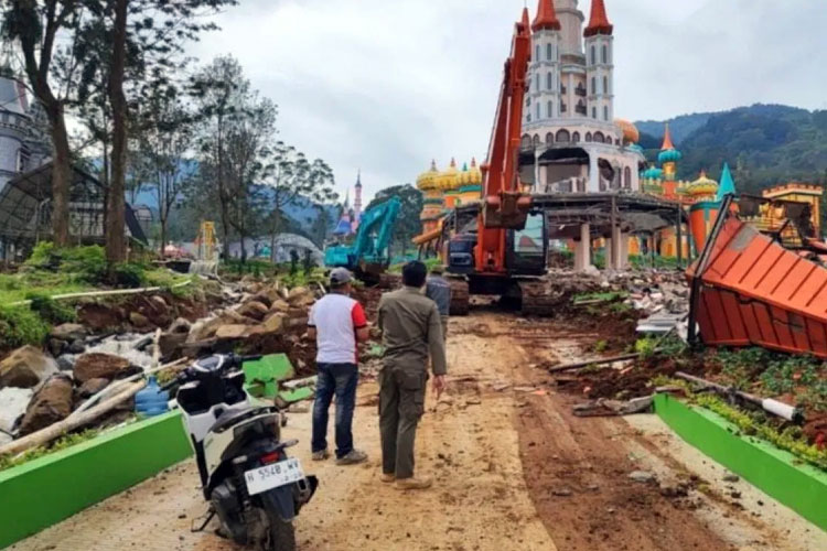 Percepat Reboisasi di Gunung Mas Bogor Pasca Banjir Jabodetabek, PTPN III: Target 1 Juta Hektare dalam 5 Tahun