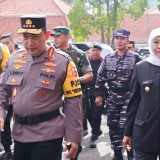 Gubernur Jatim Khofifah Ikuti Apel Gelar Pasukan Operasi Ketupat 2025 Dipimpin Kapolri