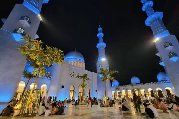 Kemenag menginstruksikan masjid di jalur mudik buka 24 jam selama Lebaran 2025. (Foto: Istimewa via bicaranetwork)