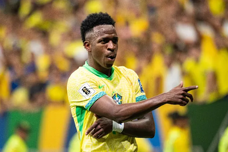 Vinicius Jr menjadi pahlawan kemenangan Brasil atas Kolombia di kualifikasi Piala Dunia 2026 lewat gol dimasa injury time.
