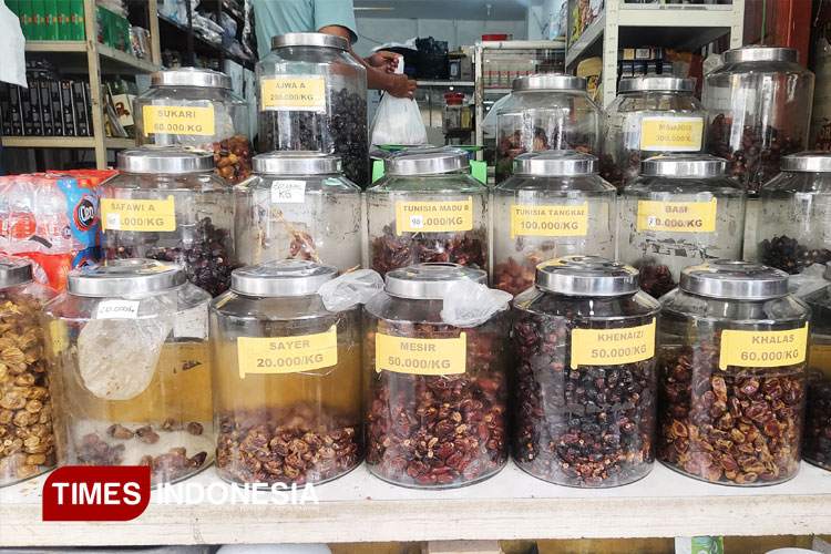 Permintaan Kurma di Malang Masih Tinggi Jelang Lebaran, Omzet Toko Meningkat