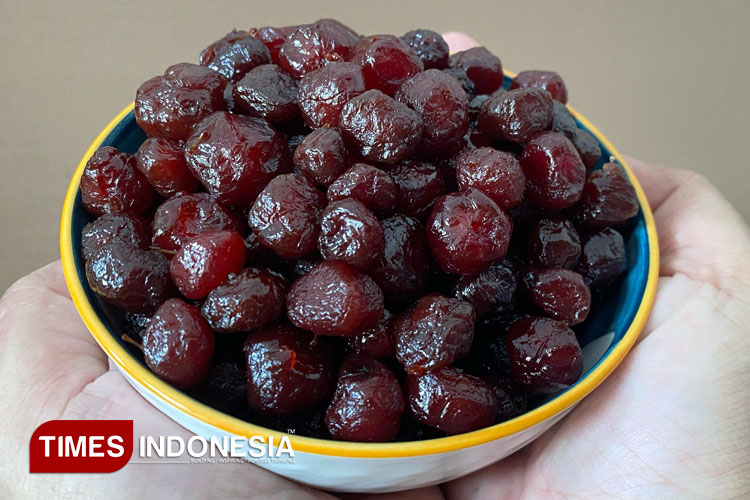 Produk Manisan Cermai milik Yunawiah, Desa Pesucen, Kecamatan Kalipuro, Banyuwangi. (Foto: Fazar Dimas/TIMES Indonesia).