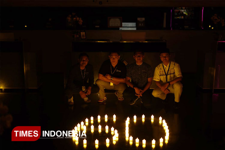 Partisipasi dalam Earth Hour 2025, ARTOTEL TS Suites - Surabaya Gelap 1 Jam untuk Selamatkan Bumi
