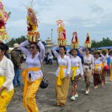 Upacara Melasti di Pantai Parangkusumo Bantul, Ritual Sakral dalam Pesona Wisata Spiritual