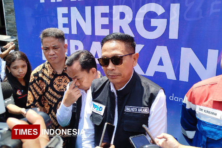 Wali Kota Malang, Wahyu Hidayat saat ditemui awak media. (Foto: Rizky Kurniawan Pratama/TIMES Indonesia)