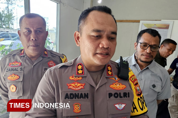 Kapolres Pulau Taliabu AKBP Adnan Kashogi. (Foto: Husen Hamid/ TIMES Indonesia)