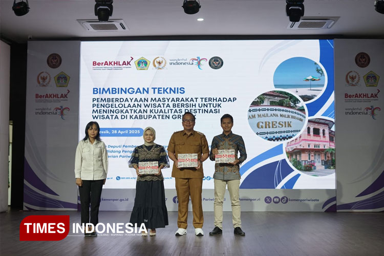 Anggota DPR RI Fraksi PDI Perjuangan Nila Yani Hardiyanti saat membuka Bimtek soal pariwisata di Gedung Nasional Indonesia (GNI) (Foto: Akmal/TIMES Indonesia).