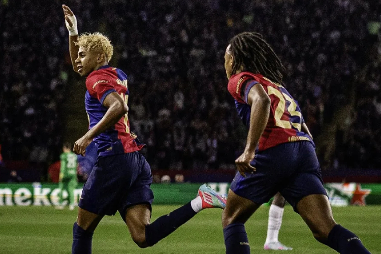 Bintang muda Barcelona, Lamine Yamal yang baru berusia 17 tahun merayakan golnya ke gawang Inter Milan dalam leg pertama semifinal Liga Champions. (Foto: FC Barcelona)