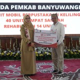 Bank Jatim Serahkan CSR ke Pemkab Banyuwangi