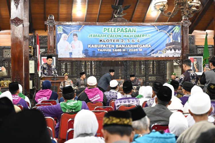 Pelepasan-calhaj-kloter-2-Banjarnegara-b.jpg