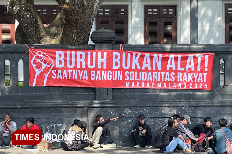 Demo May Day Kota Malang, Suarakan Cabut UU Ciptaker dan TNI: Kembalikan Hak Kami