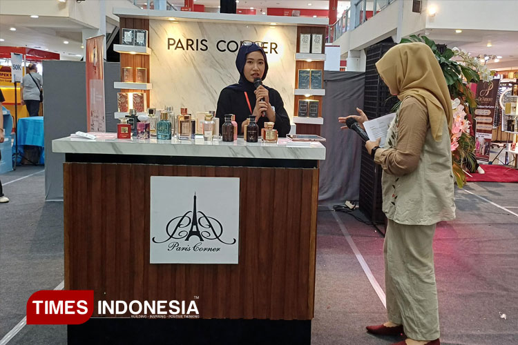 Scents of Beauty di Malang City Point pad1-4 Mei, menjadi pesta sekaligus edukasi bagi penggemar pafum. Di acara ini, pengunjung dapat belanja dan mendapatkan pengetahuan terkait parfum. (FOTO: Claresta Faustina Fedora/TIMES Indonesia)