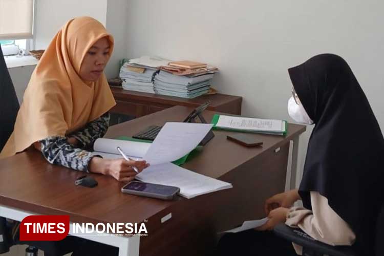 dosen-UIN-Mataram.jpg