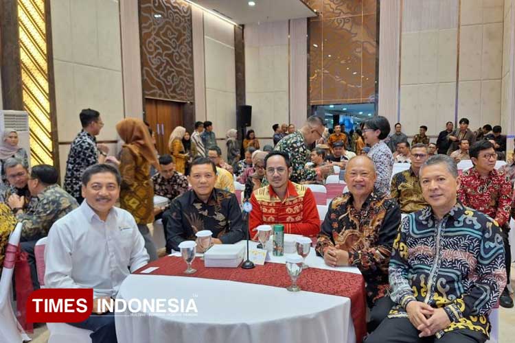 rektor-unj.jpg