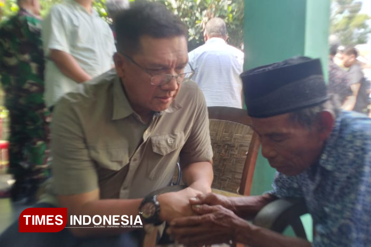 PNM Pusat Kunjungi Mbah Tupon di Bantul, Sebut Proses Lelang Dihentikan