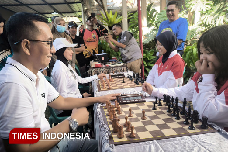 Saat Catur Gantikan Gawai: Inspirasi dari Kampung Tematik Baru di Kota Probolinggo