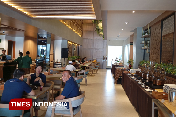 Outlet-kedua-Sambal--Spice-b.jpg
