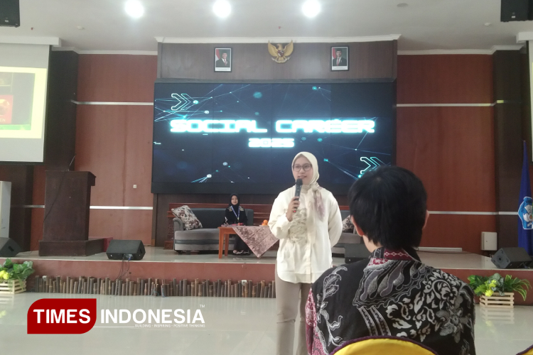 Kenali Potensi, Raih Peluang: BEM FIS UM Gelar Seminar Social Career 2025