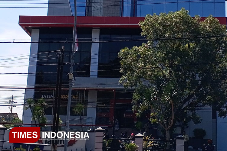 Kantor Cabang Bank Jatim Jember. (FOTO : M. Abdul Basid / TIMES Indonesia).