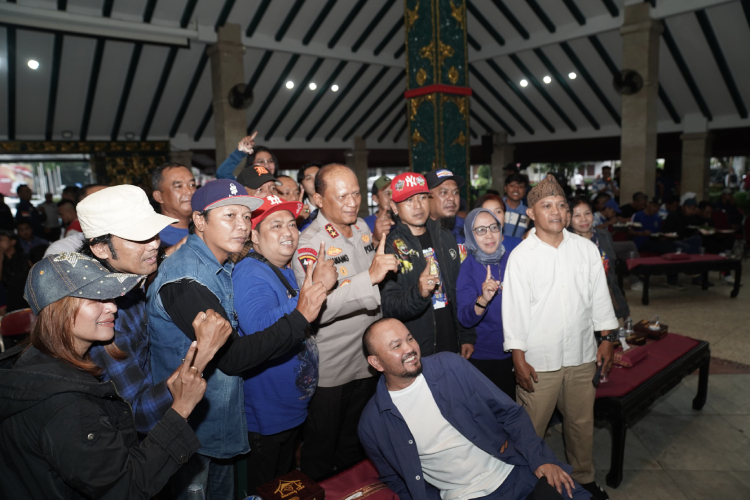 Kapolda Jatim Tegaskan Jaga Keamanan Laga Arema FC di Kanjuruhan